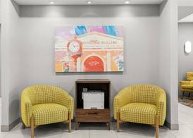 Hampton Inn & Suites Peru 5