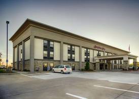 Hampton Inn Salina 2