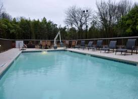 Hampton Inn Madison 4