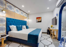 Monicca Collection Oura View Suites 4