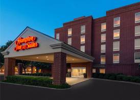 Hampton Inn & Suites Charlottesville-At The University 4