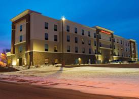 Hampton Inn & Suites Bismarck Northwest 2