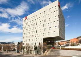 Ibis Barcelona Santa Coloma 4
