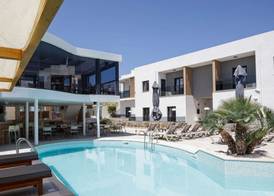 Golden Bay Boutique Hotel & Bungalows 4