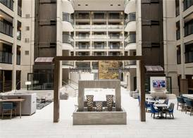Embassy Suites by Hilton Chicago Schaumburg Woodfield 4