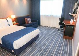 Holiday Inn Express LONDON - HEATHROW T5 by IHG 5