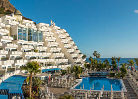TUI Blue Suite Princess - Adults Only 2