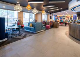 Tru By Hilton Commerce 4