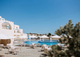 HOTIDAY Room Collection - Naxos 5