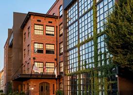 The LOOM Hotel, Tapestry Collection by Hilton 4