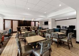 Hampton Inn Pennsville 5