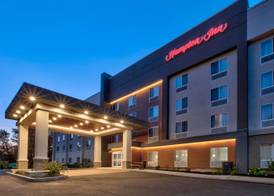 Hampton Inn Waterbury 2
