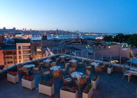 DoubleTree by Hilton Istanbul - Sirkeci 2