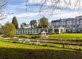 DoubleTree by Hilton Cheltenham-Cotswolds 5