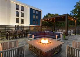 Hampton Inn Hagerstown 2