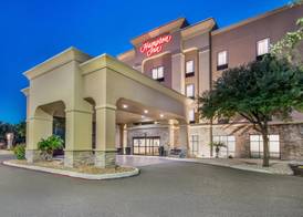 Hampton Inn Uvalde 4