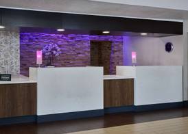 DoubleTree by Hilton Chatsworth 5