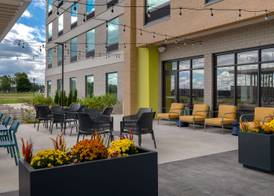 Home2 Suites By Hilton Sheboygan 2