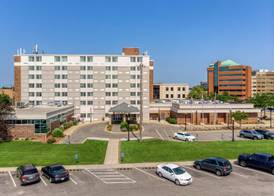 DoubleTree by Hilton Neenah 2