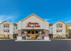 Hampton Inn & Suites Chicago/Hoffman Estates 3