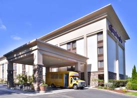 Hampton Inn Seattle-Airport 3