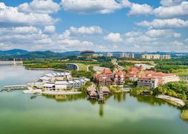 DoubleTree by Hilton Putrajaya Lakeside 4