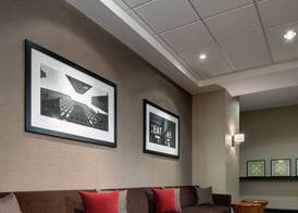 Hampton Inn & Suites Milwaukee Downtown 5