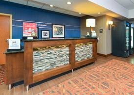 Hampton Inn Chicago-Carol Stream 4