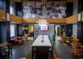 Hampton Inn & Suites Lansing West 2