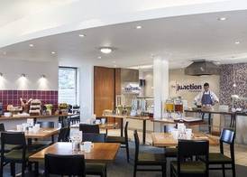 Holiday Inn CAMBRIDGE by IHG 2