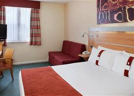 Holiday Inn Express CARDIFF BAY by IHG 2