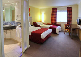 Holiday Inn Express SOUTHAMPTON M27, JCT.7 by IHG 3