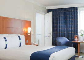 Holiday Inn LONDON - GATWICK AIRPORT by IHG 4