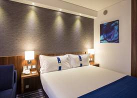 Holiday Inn Express LISBON - ALFRAGIDE by IHG 2