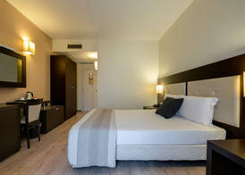 Hotel Executive 4