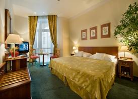 EA Hotel Rokoko 3