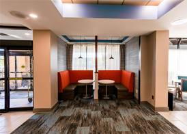 Hampton Inn Manassas 4