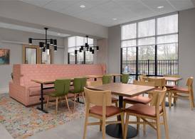 Hampton Inn Crossville 4