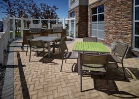 Homewood Suites by Hilton Calgary-Airport 2