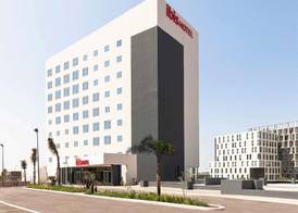 Ibis Casanearshore 3