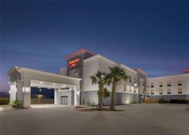 Hampton Inn Pleasanton 4