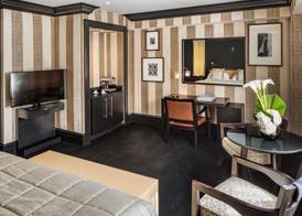 Delano London 4