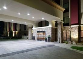 Hampton Inn Bismarck 5