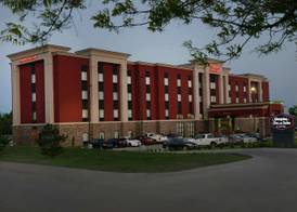 Hampton Inn & Suites Ponca City 4