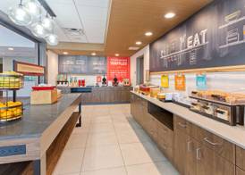 Hampton Inn & Suites Alachua I-75, FL 3