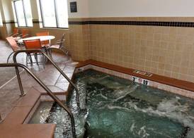 Hampton Inn & Suites Fargo Medical Center 4