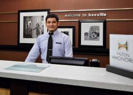 Hampton Inn Beeville 2