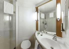 ibis Zurich Adliswil 4