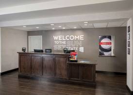 Hampton Inn & Suites Phoenix North/Happy Valley 3