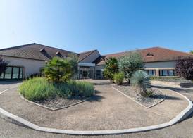 Mercure Auxerre Autoroute du Soleil 5